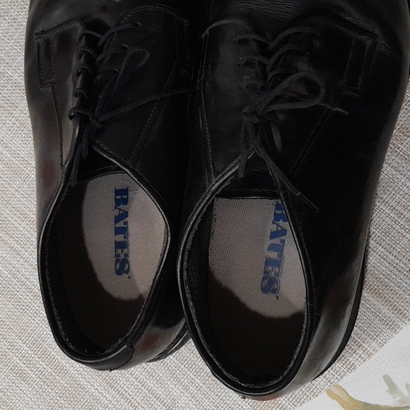 Bates Men's Black Leather Non-Marking Uniform Dress Shoes 11 - Picture 4 of 8